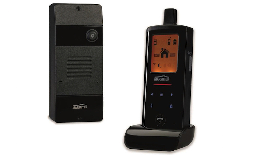 Mit dem Marmitek Doorphone 170 System können Sie die Türklingel überall im und ums Haus herum hören und beantworten.