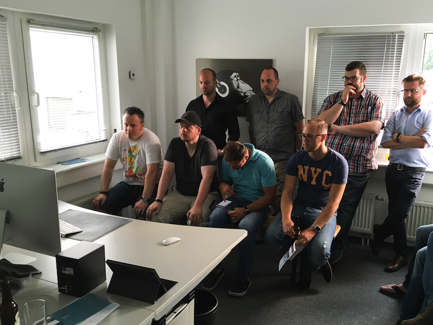 Verdammt gut: Die Desktop-Box AS30 sorgte für erstaunte Gesichter.
