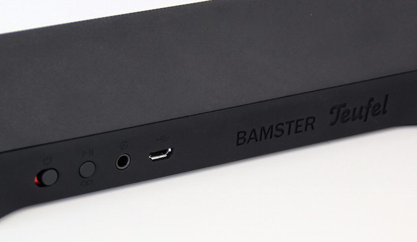 Das Anschlussfeld: v.l. Ein-/Ausschalter, Multifunktionstaste, 3,5mm-Analogeingang, Micro-USB-Ladebuchse.