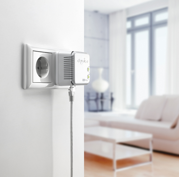 Das WLAN-Heimnetz ganz einfach auf das ganze Haus und den Garten erweitern. Eine Steckdose genügt für besten WLAN-Empfang.