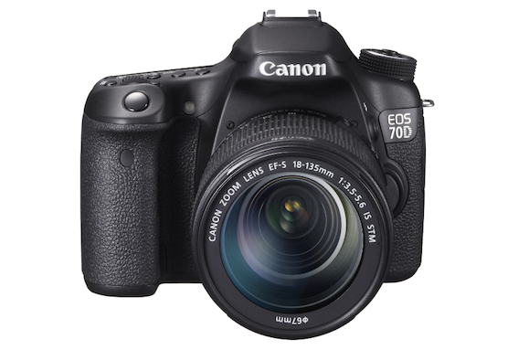 Mit dem Neuzugang EOS 70D erweitert Canon sein bekanntes EOS Kamera-Portfolio. Konzipiert für ambitionierte Fotografen ist die EOS 70D eine ideale Kamera für jeden, der seine fotografischen Möglichkeiten und Fertigkeiten ausbauen möchte.