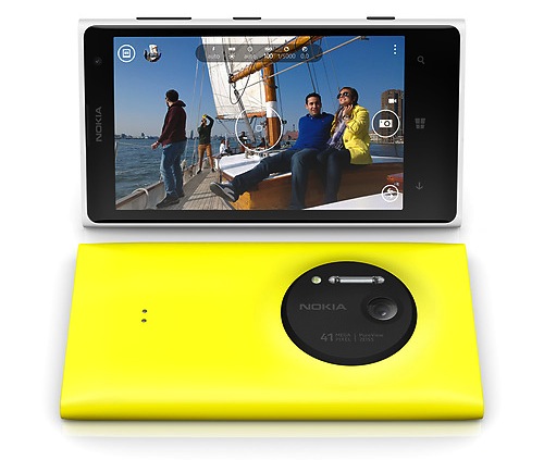 Das Nokia Lumia 1020 nimmt Fotos und Videos auf wie kein anderes Smartphone – mit 41-Megapixel-Kamera und Tessar-Objektiv von ZEISS, PureView-Kameratechnik, optischer Bildstabilisierung und erstaunlich hochauflösendem Zoom.