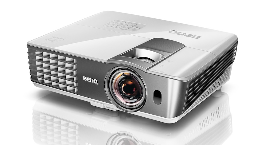 Volle Wandbreite Entertainment: BenQ W1080ST - Weltweit erster Full-HD-Kurzdistanz-Projektor.