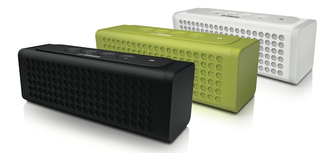 Kabelloser Sound zuhause und unterwegs: Yamaha zeigt ultrakompakten Bluetooth-Lautsprecher NX-P100 mit NFC-Konnektierung & Apple One-Touch Siri Activation.