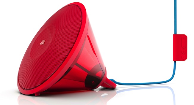 Ja, das ist tatsächlich ein Lautsprecher. Und zwar sogar einer mit eingebautem Verstärker und integrierter Bluetooth-Sektion.