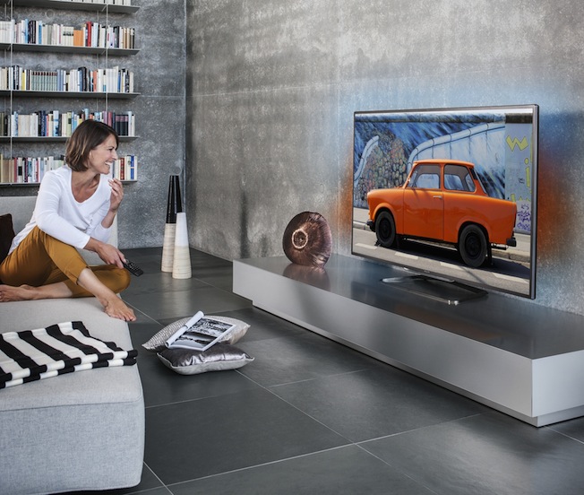 Die Fernseher der Philips 9000er Serie sind mit sorgfältig ausgewählten Hochtönern und Subwoofern ausgestattet.