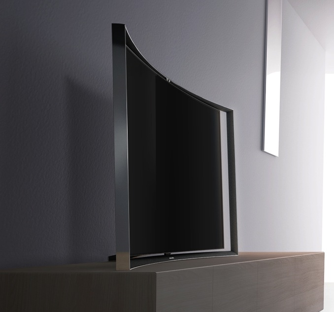 Ihr minimaoistisches Design macht Samsungs Curved OLEDs zu einer Skulptur, die beinahe jede Wohnlandschaft optisch aufwertet.