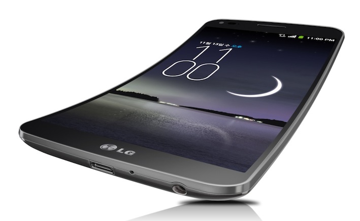 Die geschwungene Form des G Flex bietet ein um 3dB höheres Klangniveau im Vergleich zu herkömmlichen, flachen Smartphones. Durch seine spezielle Form liegt das G Flex geschmeidiger in der Hand.
