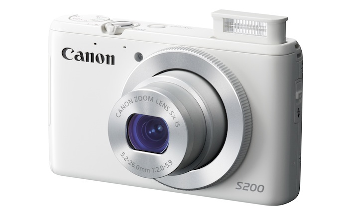 Die PowerShot S200 steht ganz in der Tradition der PowerShot S Serie: Sie punktet mit atemberaubender Bildqualität, einfachem Zugang zu allen manuellen Einstellmöglichkeiten und einem modernen, sehr kompakten Design.