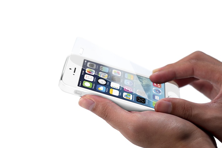 Das angenehm griffige Case legt sich wie eine zweite Haut um das iPhone oder das Galaxy und lässt das elegante Design des Smartphones weiterhin voll zur Geltung kommen.