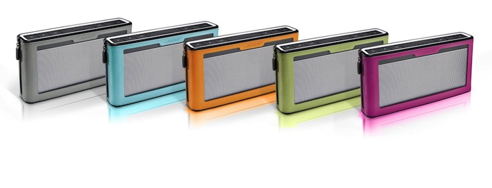 Für eine individuelle Gestaltung und zusätzlichen Schutz des SpoundLink Bluetooth Speaker III sind optional Abdeckungen (uvP. 35,00 Euro/Stück) in den Farbausführungen Grau, Blau, Grün, Orange und Pink erhältlich.