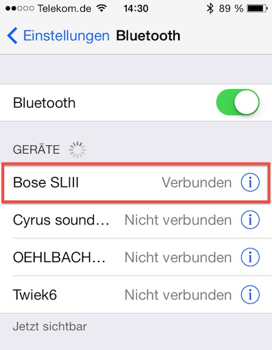 Wenige Augenblicke nachdem die Bluetooth-Taste am SoundLink gedrückt wurde, gibt sich selbiger bereits als "Bose SLIII" in der Liste der verfügbaren Bluetooth-Geräte im Smartphone bzw. Tablet zu erkennen.