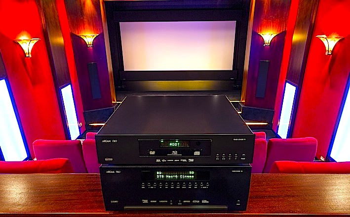 Arcams AVR/BDP-Kombi liefert Heimkino-Enthusiasten ein Ausstattungs- und Leistungspaket mit High-End-Anspruch.