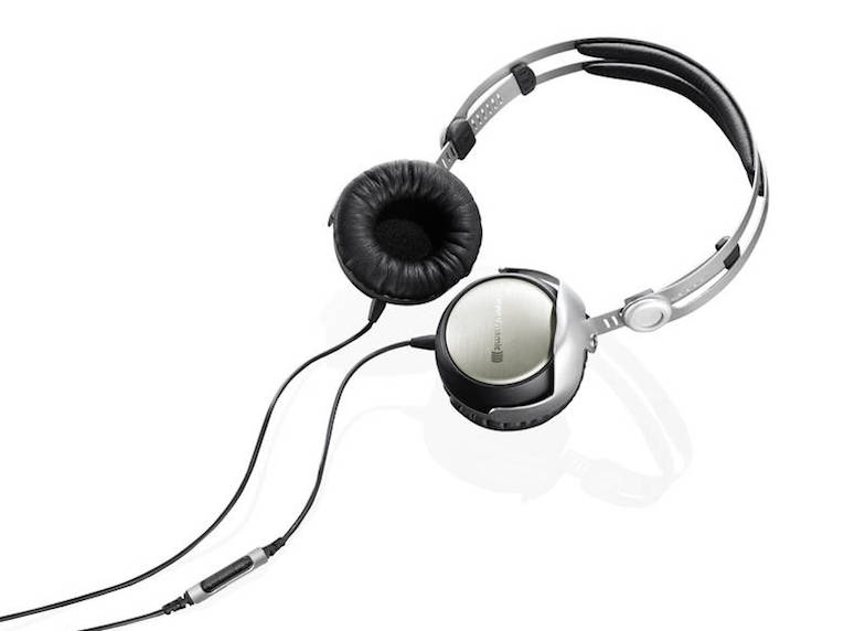 High-End-Headset für iPhone & Co.: beyerdynamic präsentiert den T 51 i – den ersten Tesla-Kopfhörer mit Smartphone-Fernbedienung.