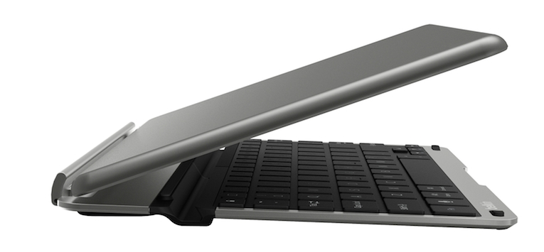 Thin Type ist weniger als vier Millimeter dick und verfügt über eine solide Unibody Konstruktion, die leichter ist, als das iPad selber.