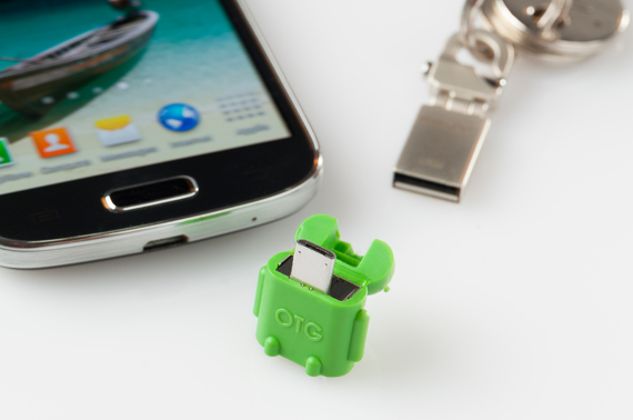 Das überaus praktische Accessoire ist mit allen Geräten mit mindestens Android 4.0 kompatibel und bietet vielerlei unterwegs nutzbare Funktionen.