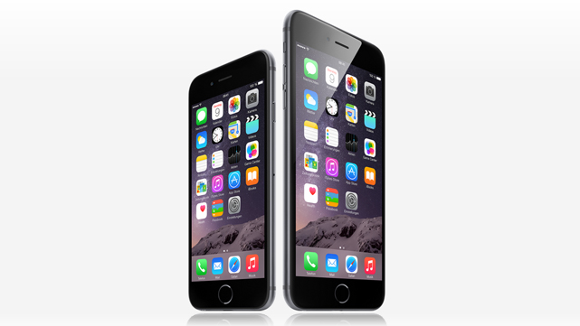 Zum ersten Mal ist iPhone in zwei neuen Größen erhältlich: iPhone 6 verfügt über ein fantastisches 4,7-Zoll-, das iPhone 6 Plus über ein noch größeres 5,5-Zoll-Retina-HD-Display.