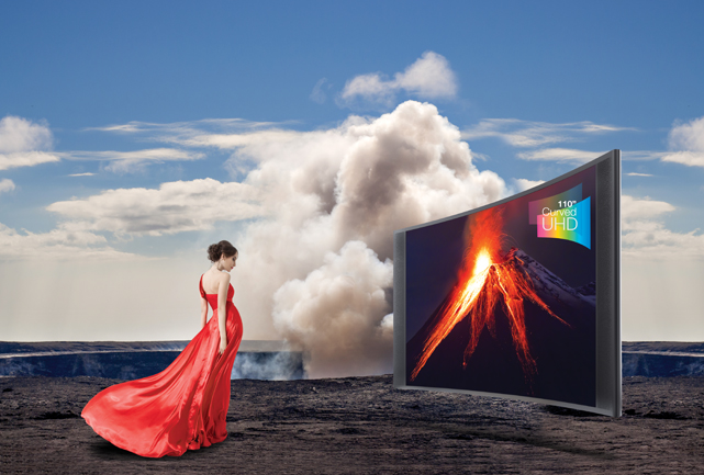 Der China Star Curved Ultra-HD-TV ist mit einer Bilddiagonalen von 110 Zoll der größte Curved-TV der Welt.