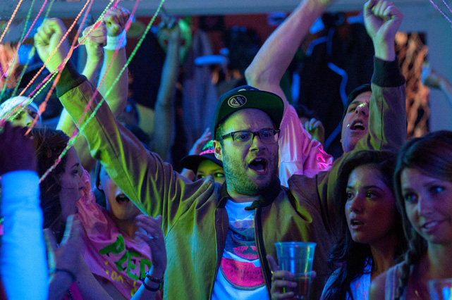 Die Qualität der Blu-ray überzeugt auch in den technisch anspruchsvollen Partyszenen voll und ganz. (© Universal Pictures)
