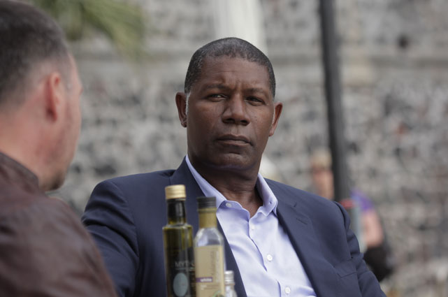 Weil ein ehemaliger Scharfschütze hochrangige Militärs wie den Colonel (Dennis Haysbert) ausschalten will, müssen die Becketts eingreifen. (© Sony Pictures)