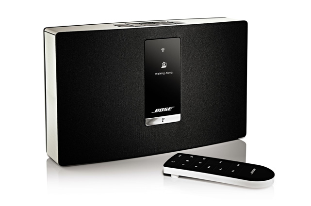 Im Gegensatz zu anderen Wi-Fi®-Musiksystemen sind die SoundTouch™ Systems einfach, bedienfreundlich und intuitiv, sodass der Nutzer seine Musik so unkompliziert wie nur möglich streamen kann – mit einem einfachen Tastendruck.