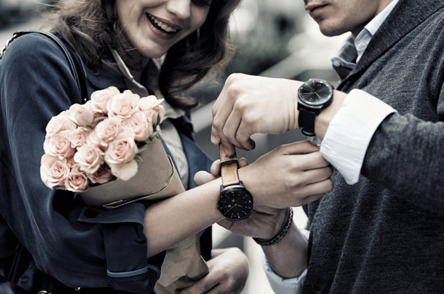 Die G Watch R, das neueste Android-Wearable von LG, bringt smarte Funktionen im klassischen Uhrenformat.