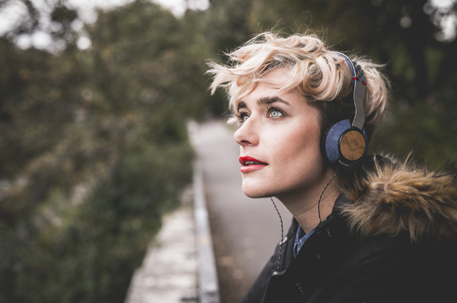 Neben eleganten Bluetooth-Soundsystemen sind auch die einzigartigen Over-Ear-Kopfhörer im Programm von House of Marley zu finden.