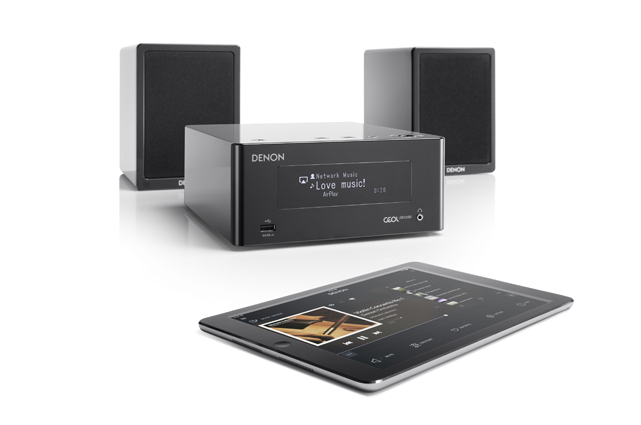 Das ultrakompakte Netzwerk-Musiksystem CEOL Piccolo N4 passt dank seines modernen Designs in praktisch jede Umgebung.