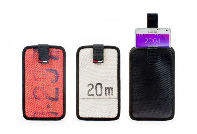 Mit seinen Abmessungen von 173 x 104 x 7 mm ist Mitch 10 auf das neue Samsung Galaxy Note 4 sowie andere Phablets sehr gut zugeschnitten.