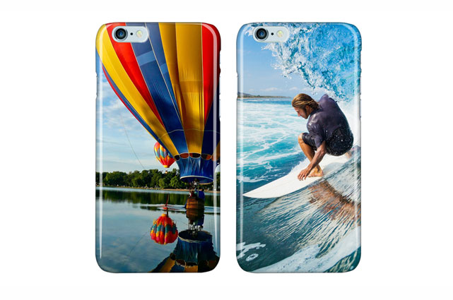 Das Pixum Foto-Handycover mit Kantendruck ist ein perfektes Weihnachtsgeschenk für Eltern, Geschwister und gute Freunde.