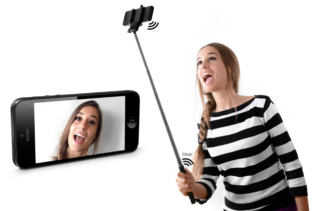 Um perfekte Selfies aufzunehmen, müssen Benutzer den Wireless Selfie Stick nur über Bluetooth mit einem Android- oder iOS-Smartphone pairen, die Kamera-App starten und den Stick ausfahren.