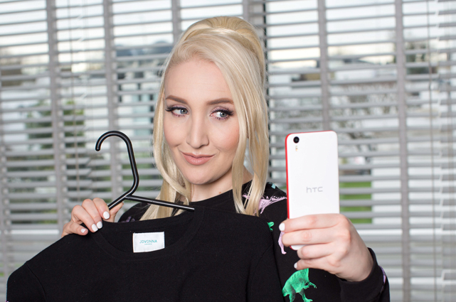 Dank der Technologie, die den Nutzer in den Mittelpunkt stellt und immer gut aussehen lässt, zeigt das HTC Desire EYE – natürlich zusammen mit dem richtigen Styling – Anwender von ihrer besten Seite.