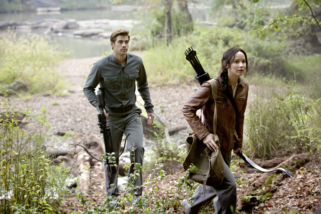 Katniss (Jennifer Lawrence) ist nach ihrer Rettung aus der Arena im Distrikt 13 in Sicherheit. Doch kann sie den Rebellen trauen? (© Studiocanal)