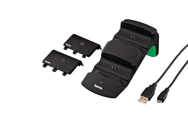 Der Hama Dual Charger „Extra” lädt zwei Controller gleichzeitig.