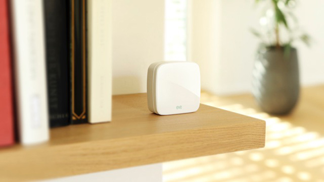 Dank der energiesparenden Bluetooth Smart-Technologie und langlebigen, austauschbaren Batterien funktioniert Eve ohne jegliche Kabelanbindung.