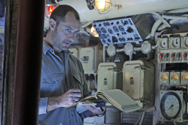 Das alte U-Boot, eine zerstrittene Crew und die Schwarzmeerflotte machen Robinson zu schaffen. (© Sony Pictures)
