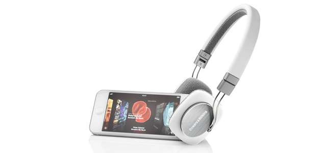 Der portable HiFi-Leichtkopfhörer P3 von Bowers & Wilkins ist jetzt bei mobilcom-debitel für 99 Euro zu haben.
