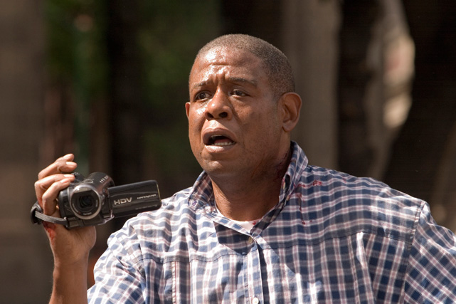 Informationen zu den Ereignissen erhält Barnes von den privaten Videoaufnahmen des Touristen Howard Lewis (Forest Whitaker). (© Sony Pictures)