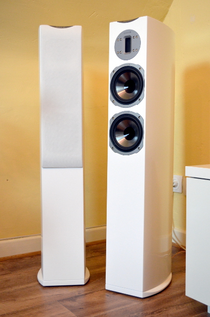 Ob mit oder ohne Frontblende - die Chromium Style 6 sieht immer gut aus.