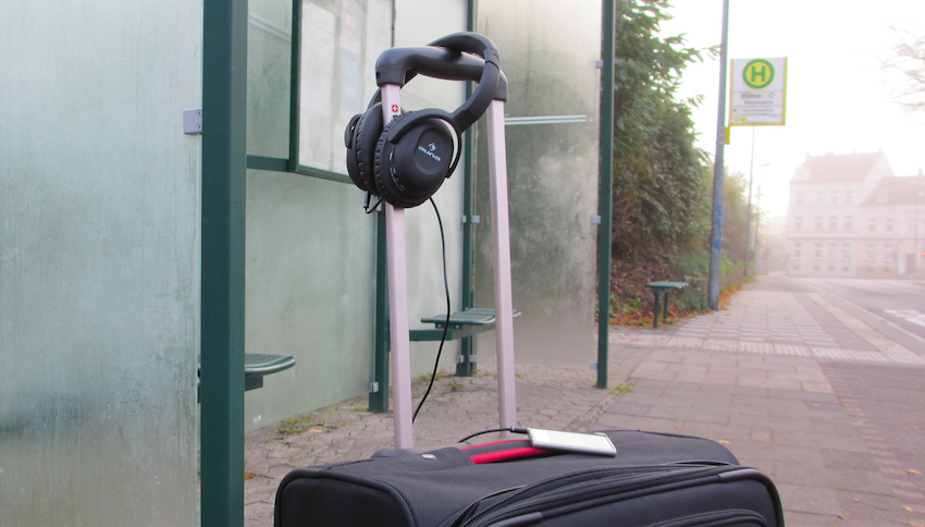 Ideal auf Reisen: Dank effektiver Geräuschunterdrückung lässt sich die nächste Flug- oder Bahnreise ganz entspannt genießen.