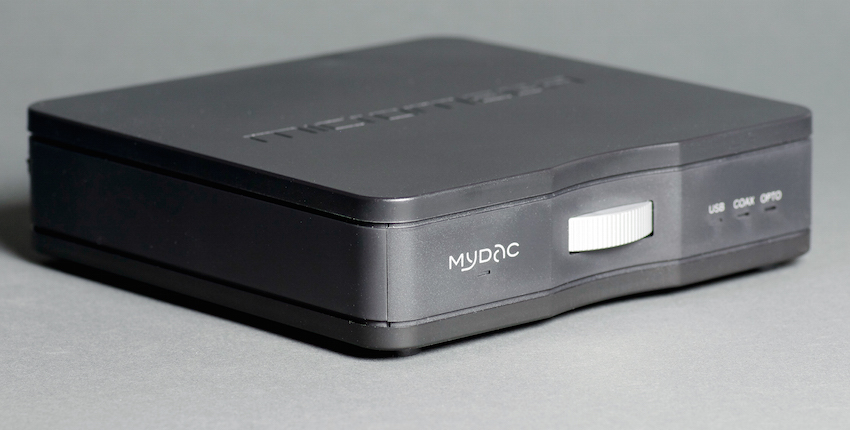 Kompakter geht es kaum: Der MyDAC ist zwar gerade einmal 3,5 Zentimetern ist der kleine Franzose in der Lage Audiodateien von bis zu 192 Kilohertz zu entschlüsseln.