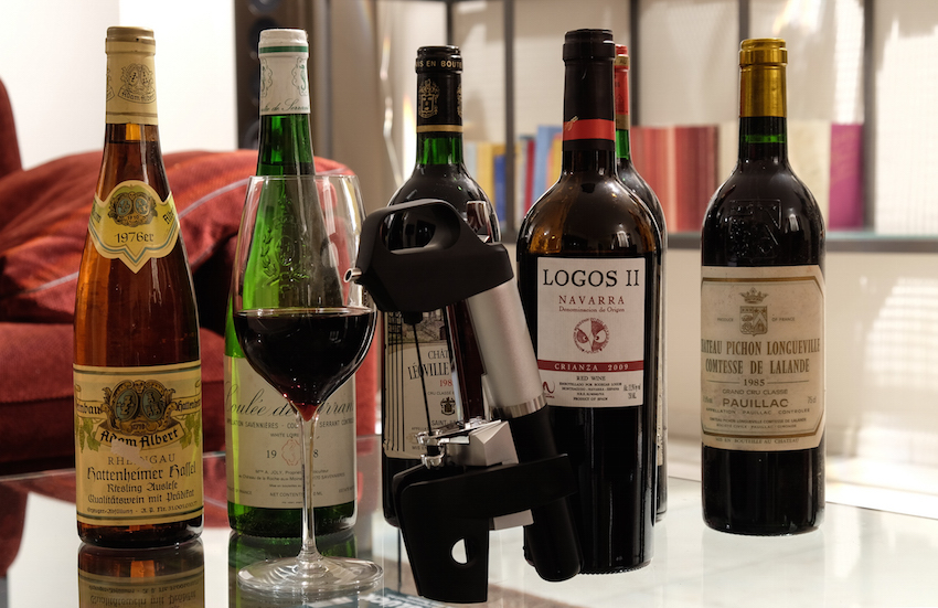 Ein Gläschen Wein, ohne gleich die ganze Flasche öffnen zu müssen. Genau das ist mit dem Carotin 1000 Wine Access-System jetzt möglich.