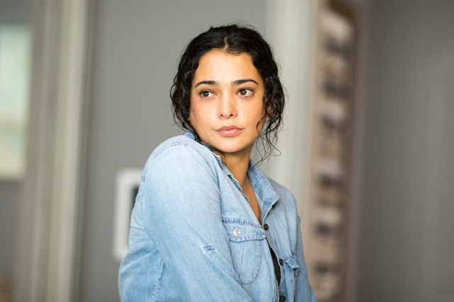 Er ist von Halluzinationen geplagt, in denen ihm immer wieder eine Frau (Natalie Martinez) erscheint. (© Concorde Home Entertainment)