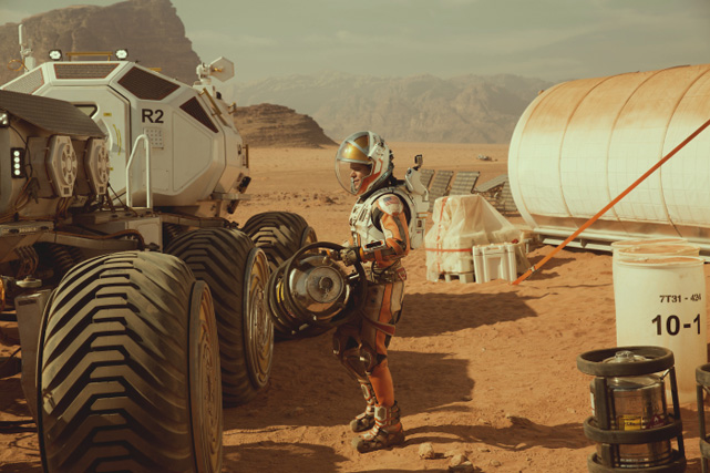 Der Botaniker Mark Watney (Matt Damon) muss auf sich allein gestellt auf dem Mars überleben. (© 20th Century Fox)