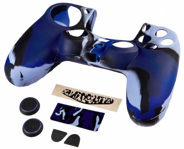 Es gibt drei unterschiedliche 7in1-Zubehör-Pakete für den Dualshock 4 Controller (je rund 15 Euro), die das ergonomische Handling verbessern und dem Controller ein neues Styling verpassen.