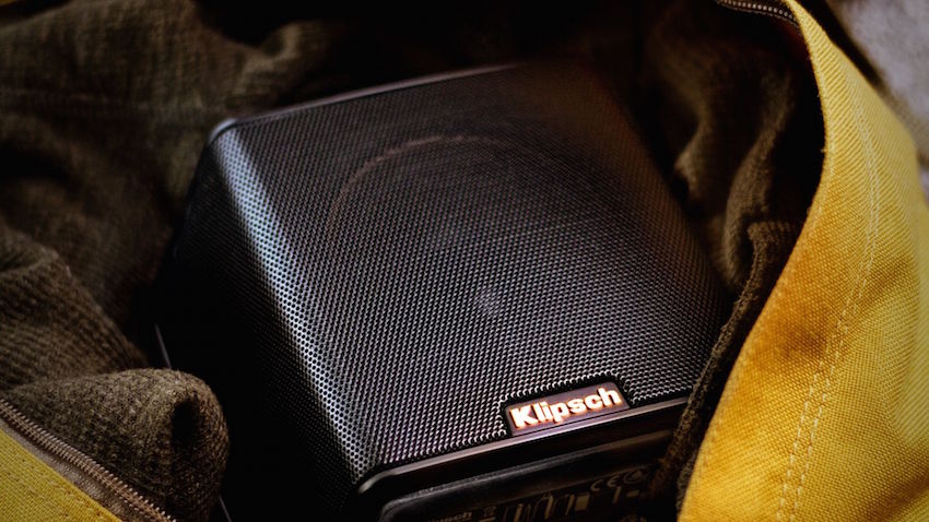 Rough & Tough: Der Klipsch Groove ist spritzwassergeschützt und mit einem robusten, wenig empfindlichen Gehäuse ausgestattet.