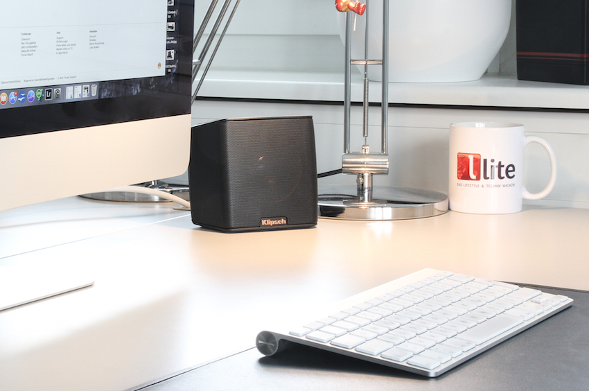 Selbstverständlich lässt sich der Groove auch kabellos mit dem Festrechner verbinden und als Desktop-Speaker einsetzen.