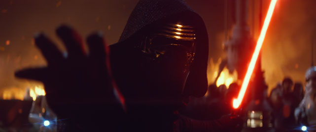 Ganz so leicht lässt sich Kylo Ren allerdings nicht abschütteln. (© 2015 Lucasfilm Ltd. & TM. All Right Reserved.)