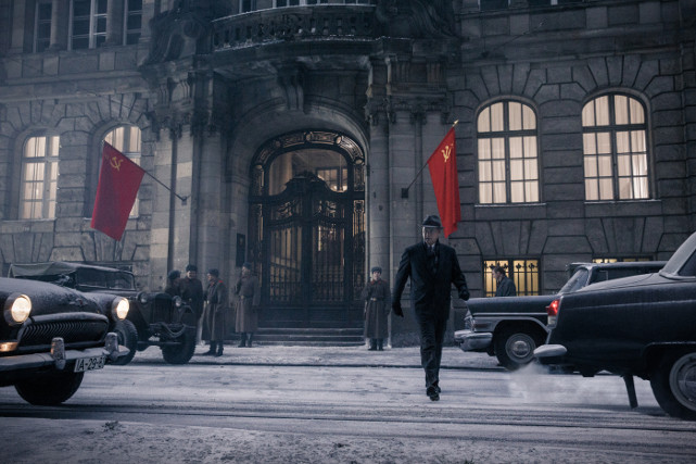 Nachdem Donovan vorausschauend die Hinrichtung Abels verhindert, wird er wenig später nach Ost-Berlin geschickt, um mit der Sowjetunion über einen Gefangenenaustausch zu verhandeln. (© 20th Century Fox)