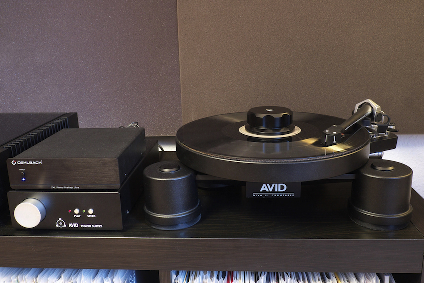 Sieht schick aus und spielt noch besser: Die Kombination aus AVID DIVA 2 SP, SME 309, Denon DL103 und Oehlbach XXL Phono-Preamp hat im Test richtig viel Freude gemacht.